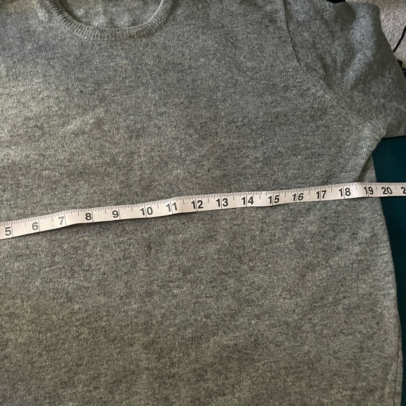 Vintage Scottish Spun Cashmere sweater - Picture 4 of 6